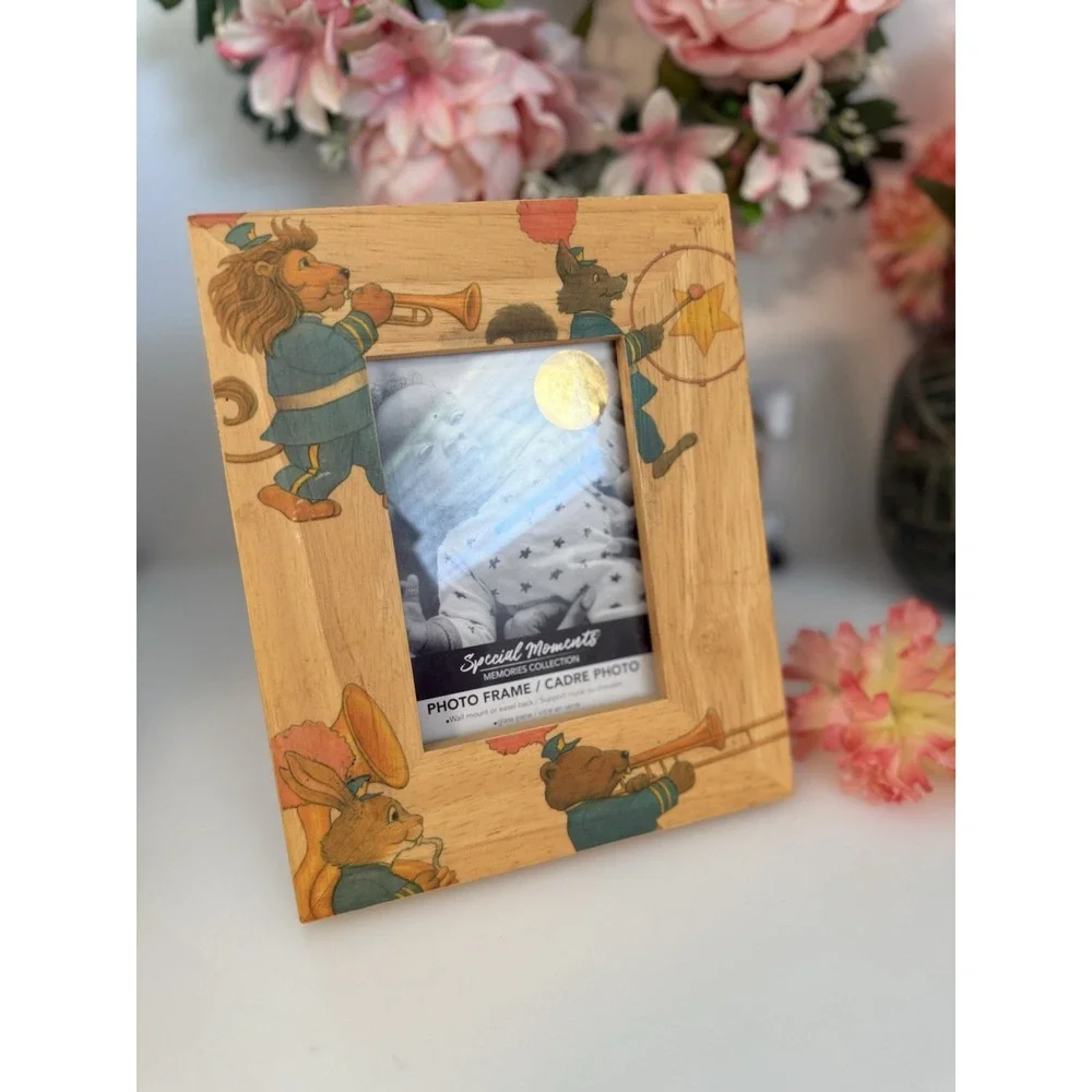 Vintage 80s Fetco Handcrafted Wooden Picture Frame With Animals Nursery Baby New
